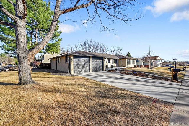 1022 Berkeley Court, Longmont, CO 80503