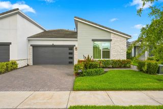 11639 SW Viridian Boulevard, Port St. Lucie, FL 34987