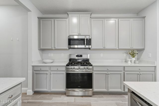 231 KILLARNEY Avenue, St. Johns, FL 32259