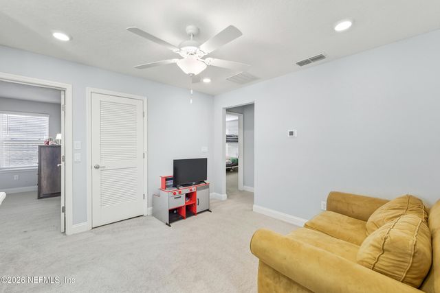 231 KILLARNEY Avenue, St. Johns, FL 32259