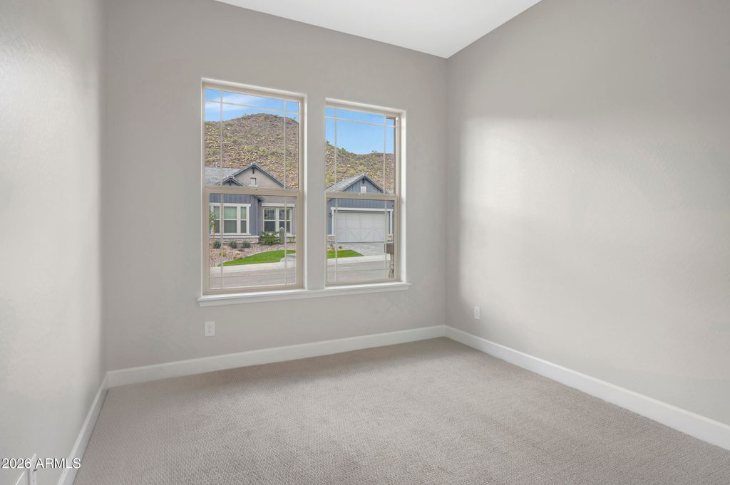 Image 17 of property listing at 32435 N 135TH Drive, Peoria, AZ 85383