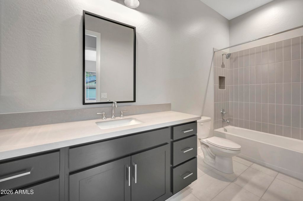 Image 21 of property listing at 32435 N 135TH Drive, Peoria, AZ 85383