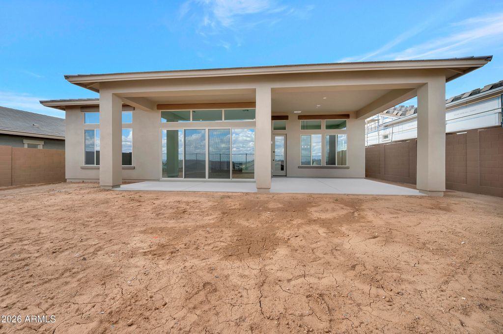 Image 24 of property listing at 32435 N 135TH Drive, Peoria, AZ 85383