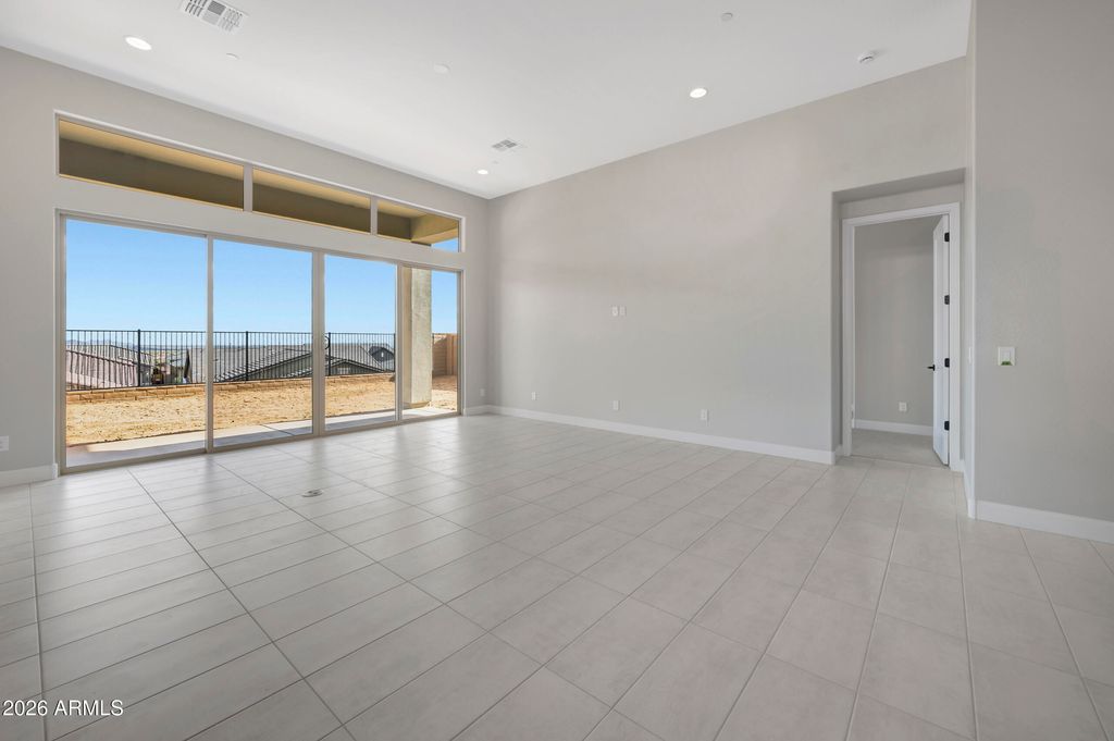 Image 5 of property listing at 32435 N 135TH Drive, Peoria, AZ 85383