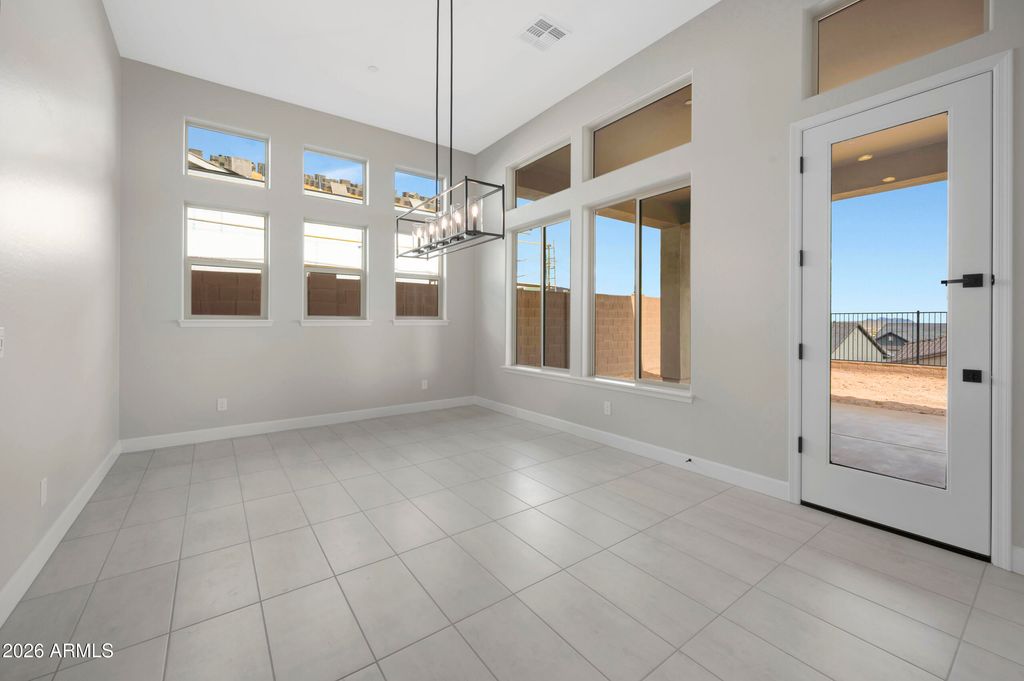 Image 8 of property listing at 32435 N 135TH Drive, Peoria, AZ 85383