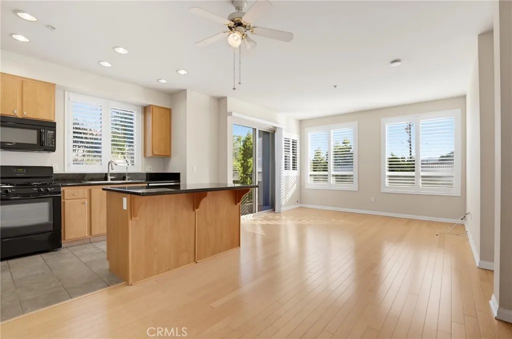 2742 Cabrillo Avenue 212, Torrance, CA 90501