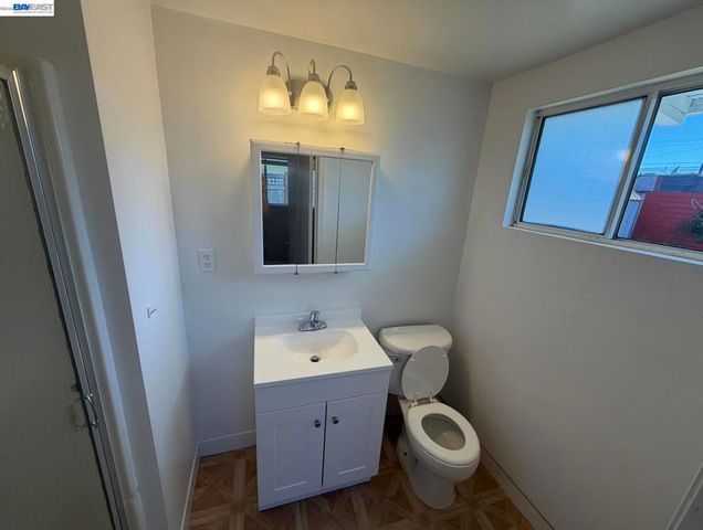 27741 Havana Ave, Hayward, CA 94544