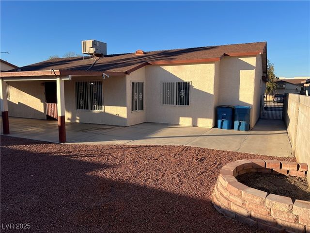 4231 Riverstone Avenue, Las Vegas, NV 89115