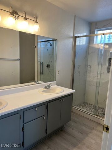 4231 Riverstone Avenue, Las Vegas, NV 89115