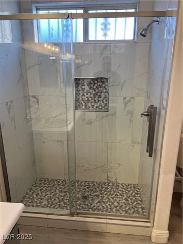 4231 Riverstone Avenue, Las Vegas, NV 89115