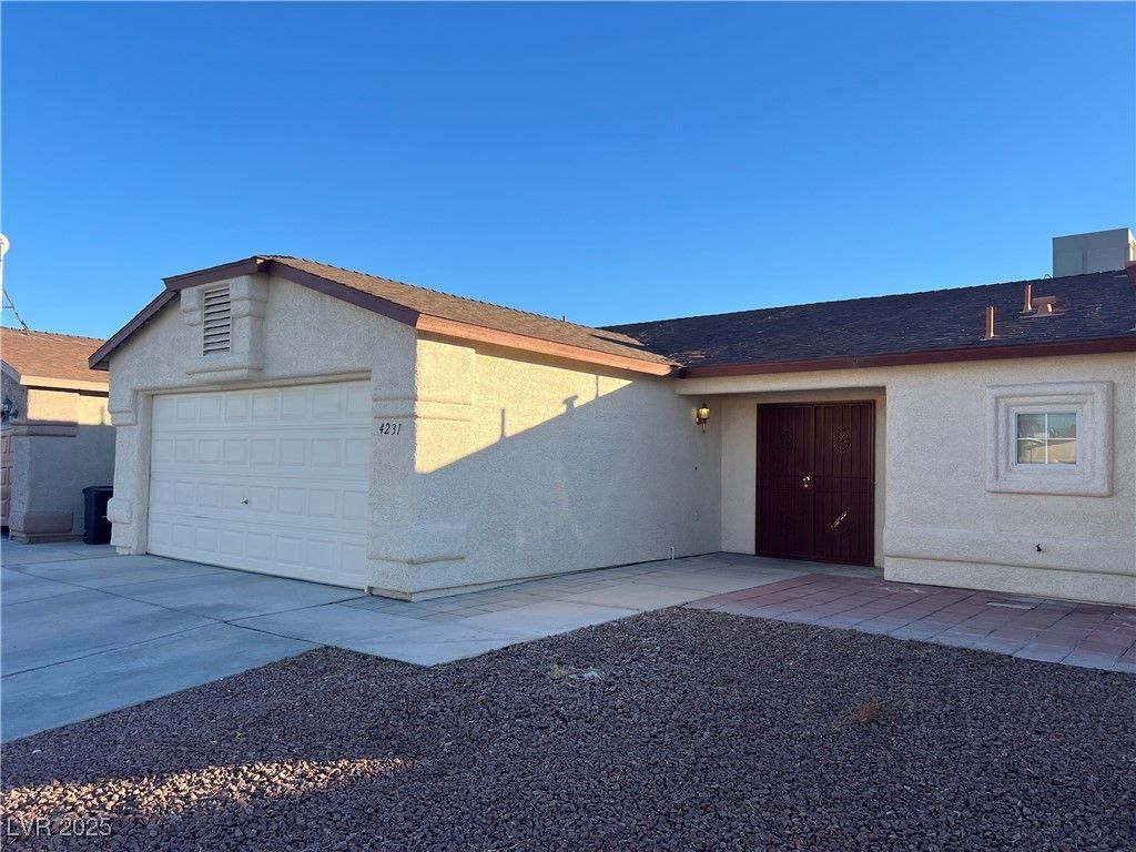 4231 Riverstone Avenue, Las Vegas, NV 89115
