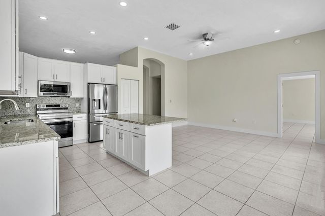 1688 NW 144th Way, Pembroke Pines, FL 33028
