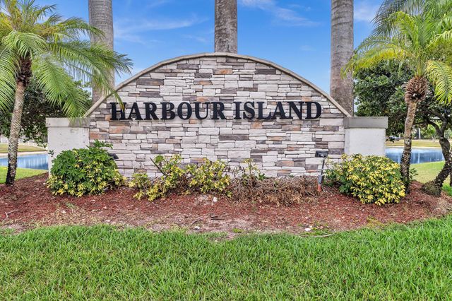 1688 NW 144th Way, Pembroke Pines, FL 33028