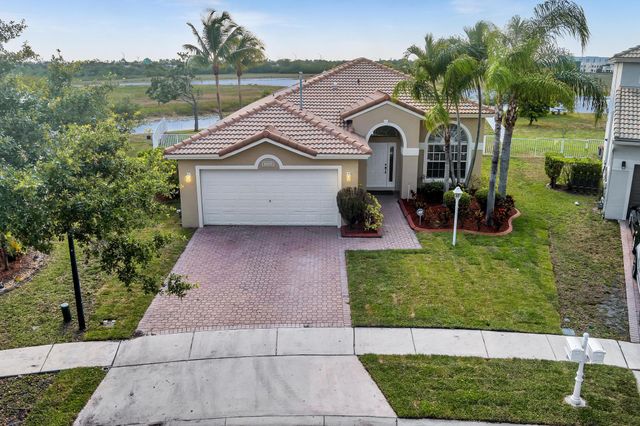 1688 NW 144th Way, Pembroke Pines, FL 33028
