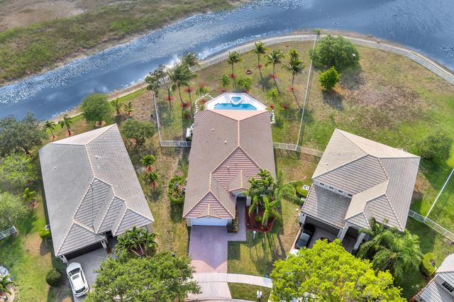 1688 NW 144th Way, Pembroke Pines, FL 33028