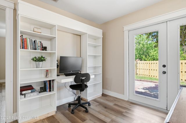 590 Auf Court NW, Palm Bay, FL 32907