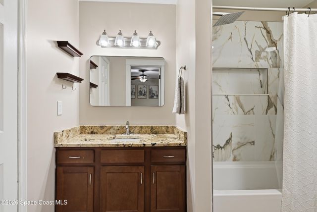 590 Auf Court NW, Palm Bay, FL 32907