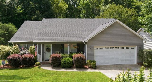 2109 Priya Street, Thomasville, NC 27360