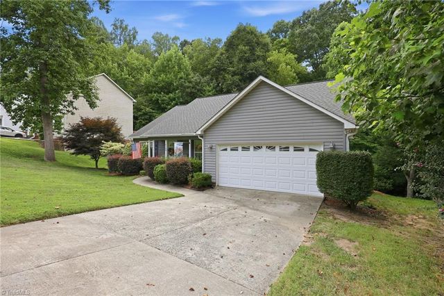 2109 Priya Street, Thomasville, NC 27360