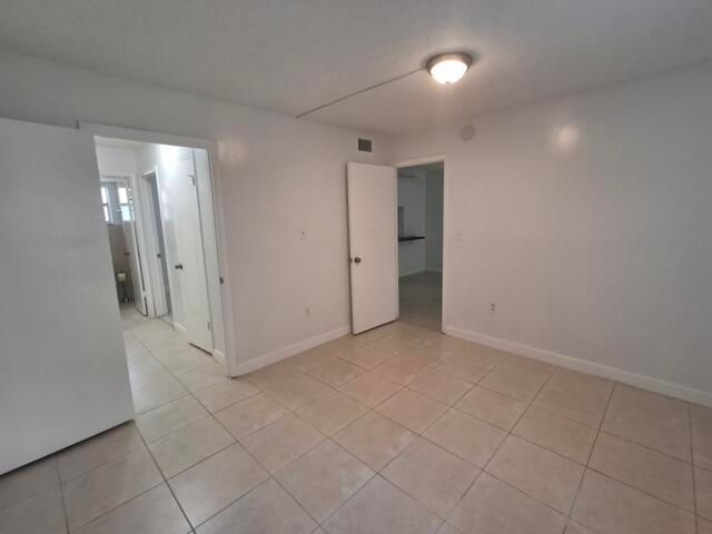 6507 Winfield Boulevard 102-c, Margate, FL 33063