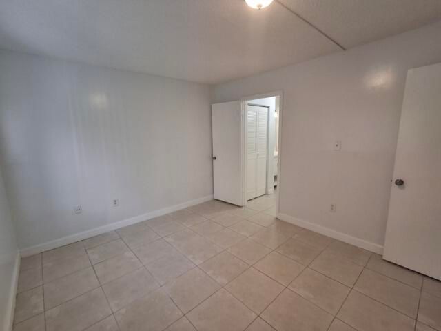 6507 Winfield Boulevard 102-c, Margate, FL 33063