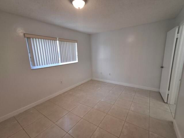 6507 Winfield Boulevard 102-c, Margate, FL 33063