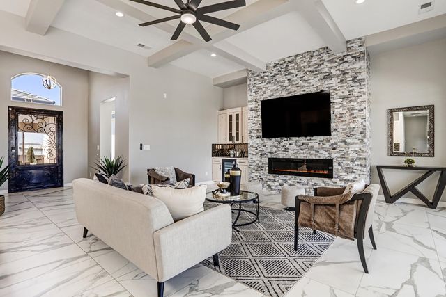 6304 Alderete Court NW, Albuquerque, NM 87120