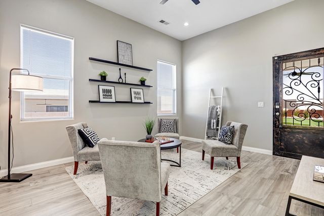 6304 Alderete Court NW, Albuquerque, NM 87120