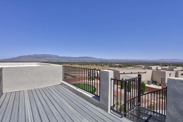 6304 Alderete Court NW, Albuquerque, NM 87120