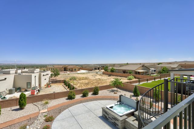 6304 Alderete Court NW, Albuquerque, NM 87120