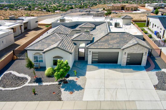 6304 Alderete Court NW, Albuquerque, NM 87120