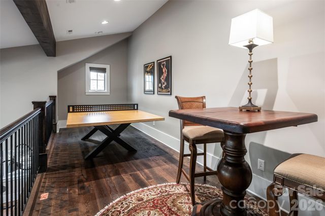 18 Fairsted Drive, Asheville, NC 28803