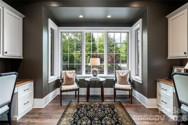 18 Fairsted Drive, Asheville, NC 28803