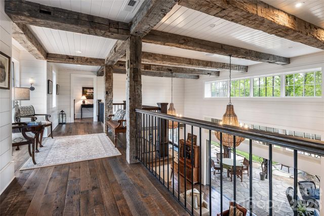 18 Fairsted Drive, Asheville, NC 28803
