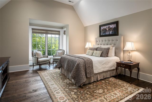 18 Fairsted Drive, Asheville, NC 28803