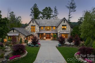 18 Fairsted Drive, Asheville, NC 28803