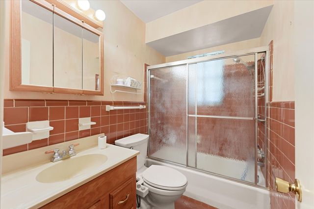849 Berkinshire Drive, Dallas, TX 75218
