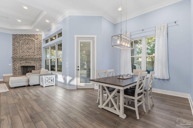 2018 Rambling Oaks Dr, Cantonment, FL 32533