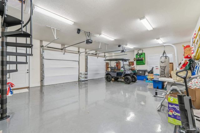 2018 Rambling Oaks Dr, Cantonment, FL 32533