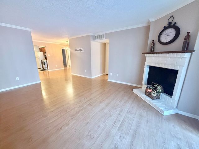 2800 Jeanetta Street 2810, Houston, TX 77063