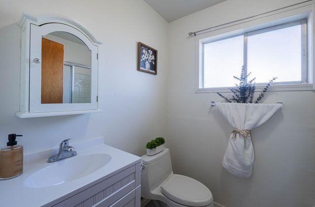 757 Middlefield Road, Salinas, CA 93906