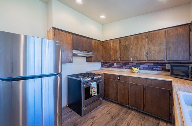 757 Middlefield Road, Salinas, CA 93906
