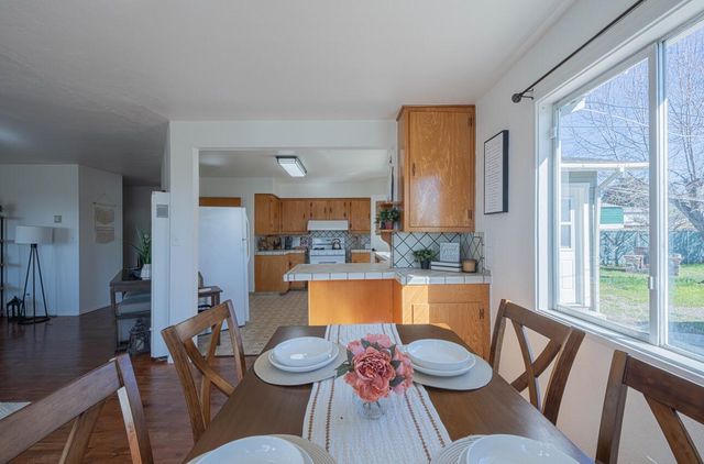 757 Middlefield Road, Salinas, CA 93906