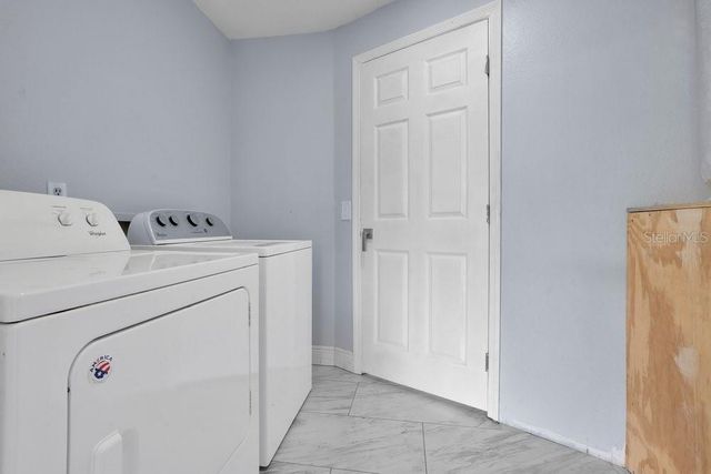 3575 LARK LANE, Mulberry, FL 33860