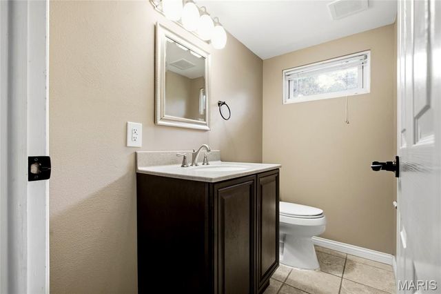 11201 Trieste Drive, St Louis, MO 63146