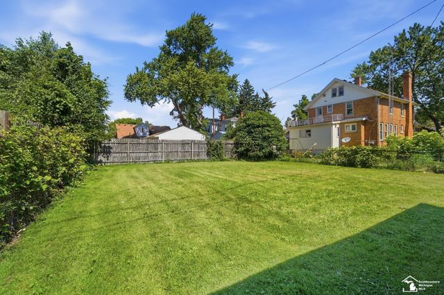 904 Custer Street, Monroe, MI 48161