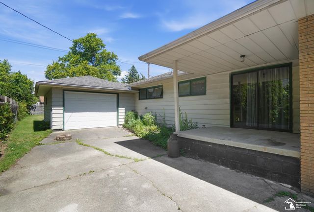 904 Custer Street, Monroe, MI 48161