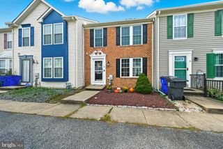 5 W CHRISTINA PL, Newark, DE 19702