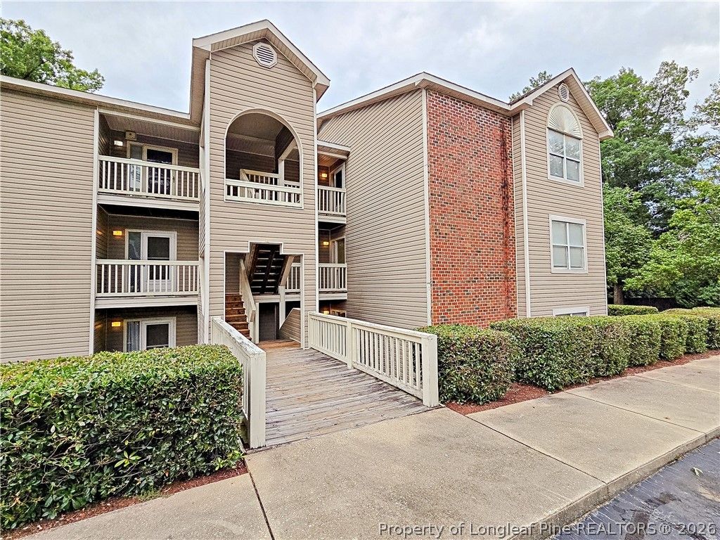 698 Bartons Landing Place 4, Fayetteville, NC 28314 — exterior