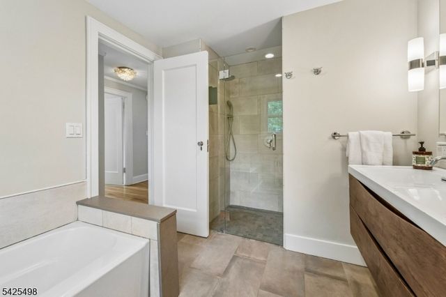 24 Mayhew Dr, South Orange Village Twp., NJ 07079